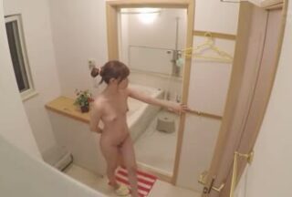 IPX-071 A Young Demon Sister, Akari Tsumugi, Challenges A Man To Play With His Erect Penis.