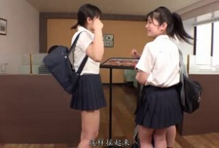 SW-654 High School And Junior High School Students And Sisters In Super-Short School Uniforms And In High School And Junior High School Uniforms.