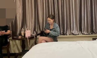 19-year-old Jiangsu beauty looks like Cecilia Cheung — Cart Search