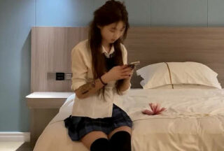 JK girl’s charm is full of jade legs and pink holes without condom friction-Erlang Tanhua