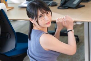 START-410 Manager Natsume has a cool appearance and always exudes an aura of being able to do things, but when I get under her, I find out she’s a total loser. She dumps all the work on me, but after overtime she takes me out for drinks and even lets me have raw sex with her at her house. She’s a very kind, kuudere female boss, Hibiki Natsume