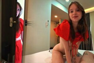 Young Chick With Smooth Pussy Sits On A Dick