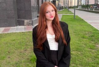 A Red-Haired Girl Came To Visit To Suck A Dick