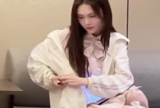 The girl I met today was slim and had a very gentle moaning voice. -7BOSS