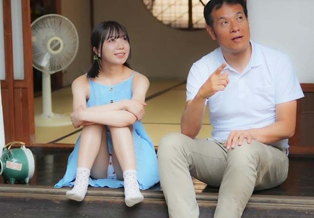 Uncensored FTHTD-142 One Day I Ended Up Taking In An Orphaned Girl At My House. I Treated Her Like A Daughter But She Offered Her Body To Me… Hinata Yuna