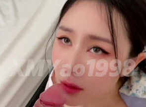 A wife in a kimono waits for her husband to come home from get off work — Xi Mengyao