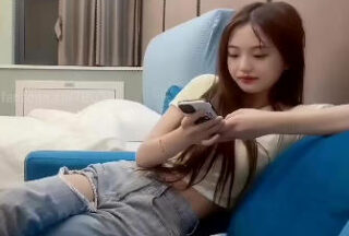 Dating a female junior who looks innocent but is actually very sexy — 7BOSS